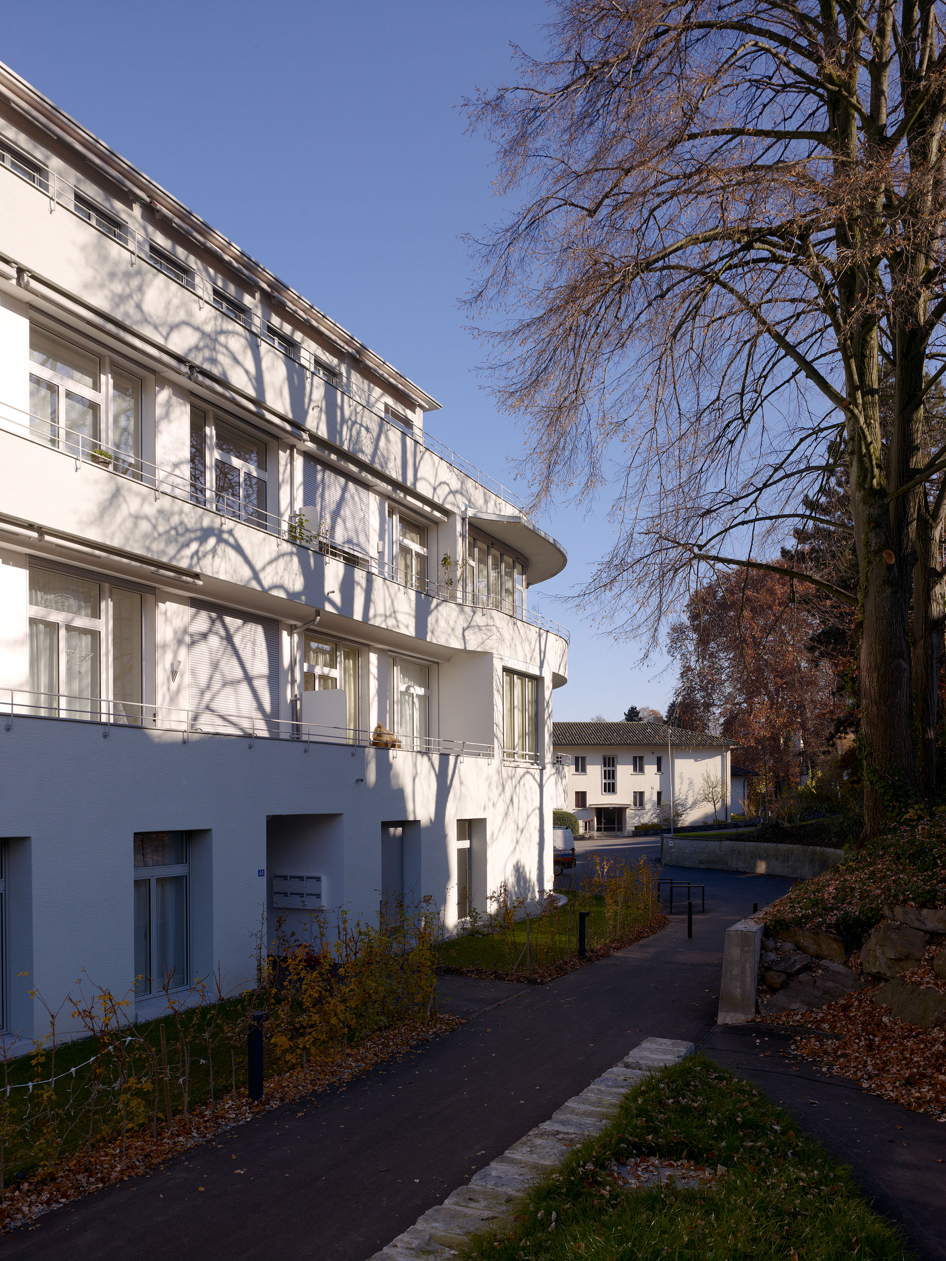 E11352 Alpa 030390 j2560